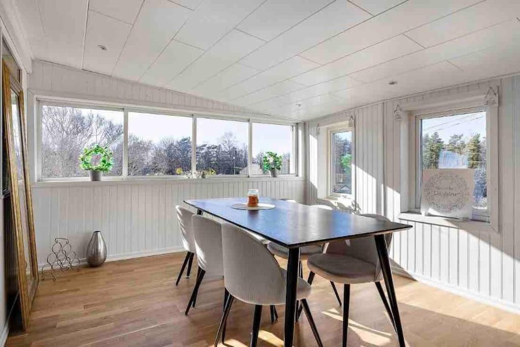 Mysigt Hus Med Natur & Jacuzzi I Olofstorp Göteborg Eksteriør bilde