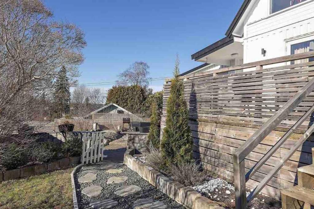 Mysigt Hus Med Natur & Jacuzzi I Olofstorp Göteborg Eksteriør bilde